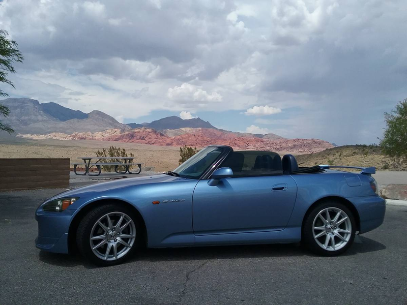 Illustration for article titled At $18,250, Would You Toy With Buying This 2004 Honda S2000?